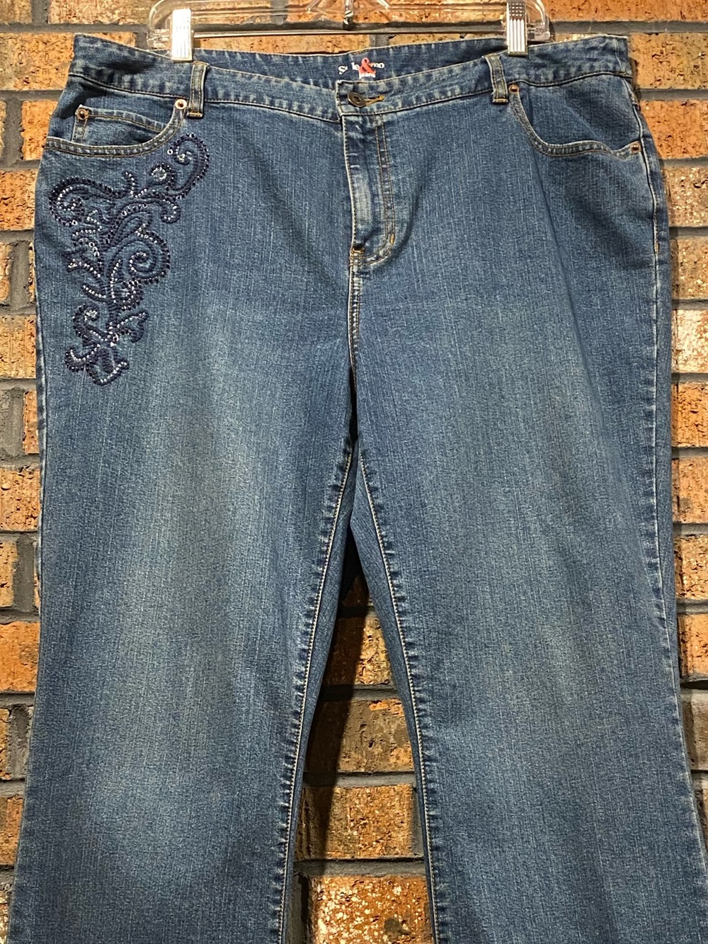 STYLE & CO. CLASSIC BLUE JEAN with BEAUTIFUL BEADED APPLIQUÉ - Picture 9 of 16